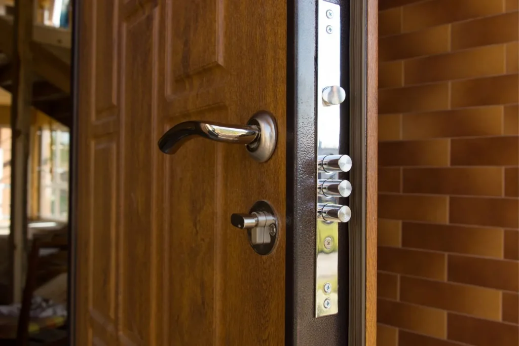Installing door locks in Melbourne